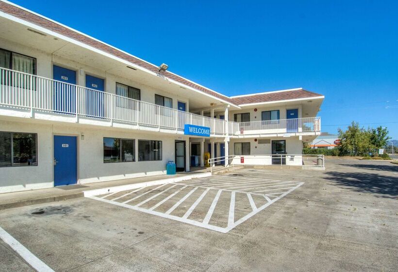 Motel 6 Redding, Ca  North