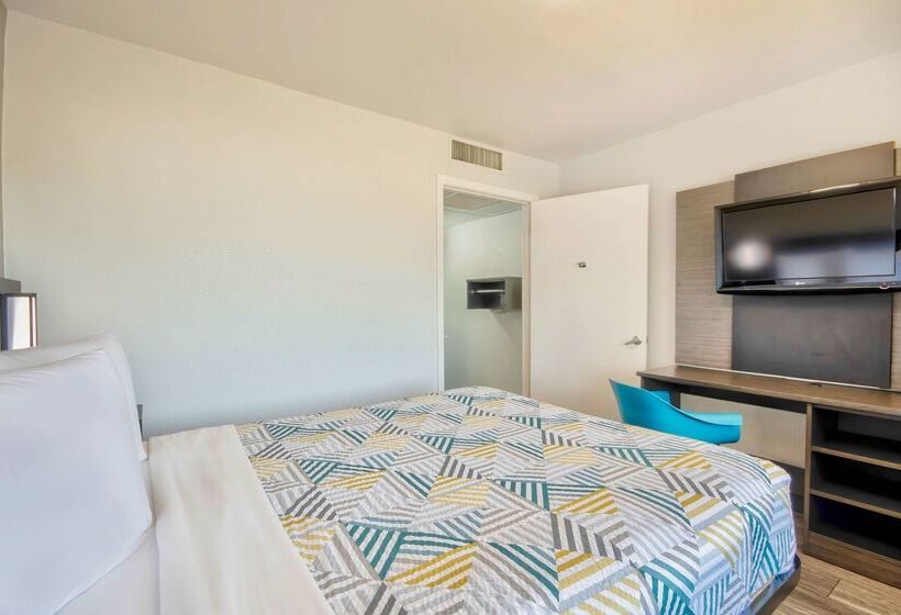 Motel 6 Russellville, Ar