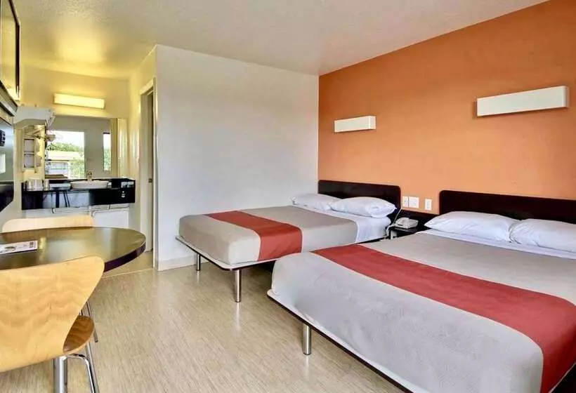 Motel 6 San Angelo, Tx