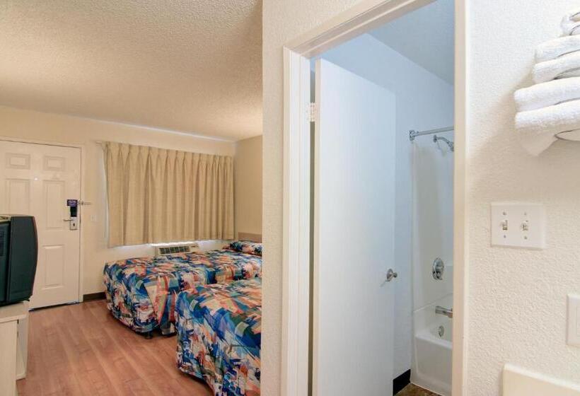 Motel 6tempe, Az  Broadway  Asu