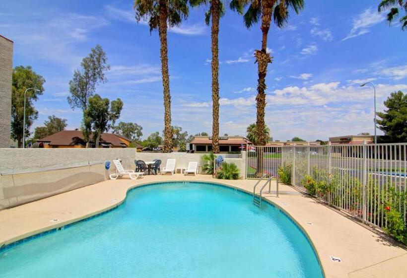 Motel 6tempe, Az  Broadway  Asu