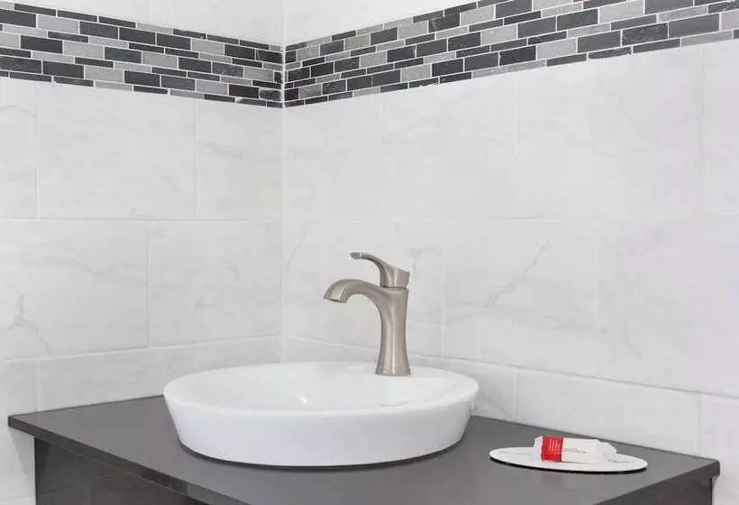 모텔 Howard Johnson By Wyndham Harrisonburg