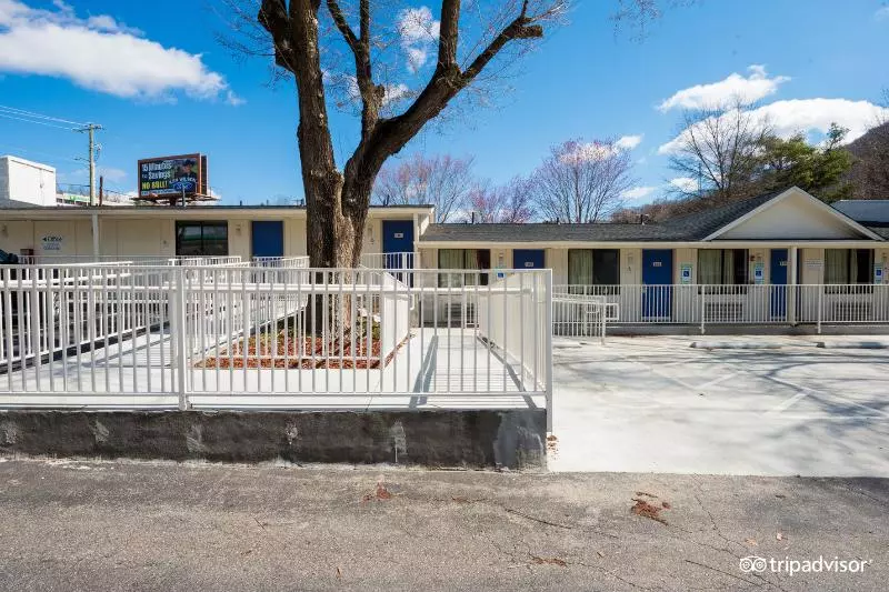 Motel Super 8 By Wyndham Asheville/biltmore