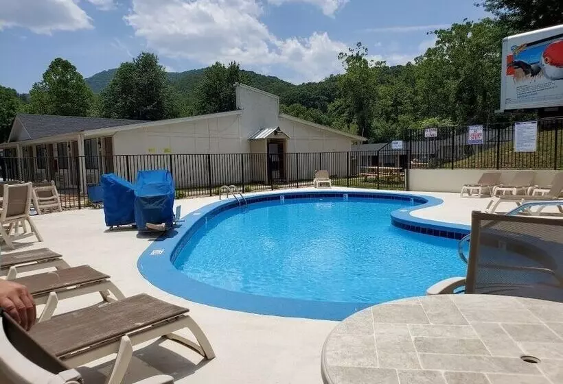 Motel Super 8 By Wyndham Asheville/biltmore