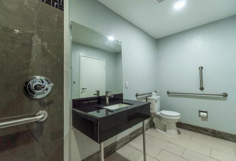 Мотель Xpress Inn & Extended Stays