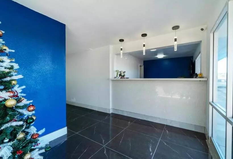 Мотель Xpress Inn & Extended Stays