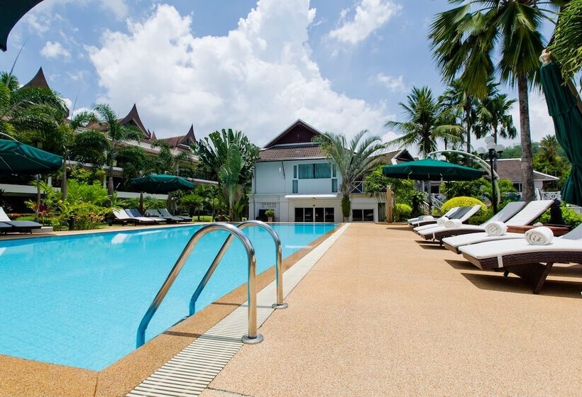 Serenity Lakeside Resort