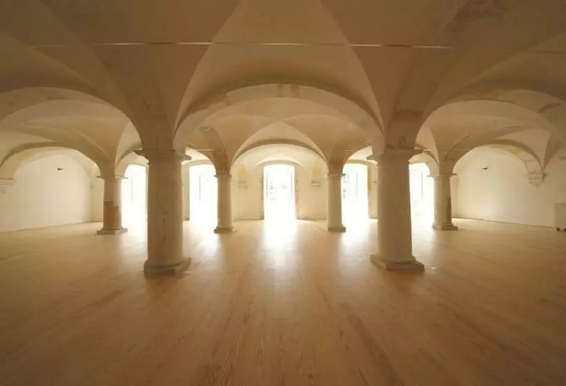 ホテル Montebelo Mosteiro de Alcobaça Historic