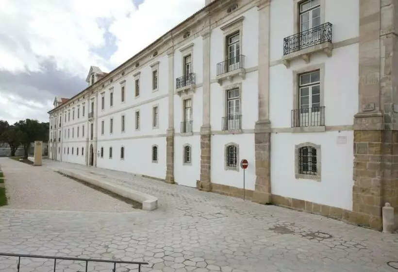 ホテル Montebelo Mosteiro de Alcobaça Historic