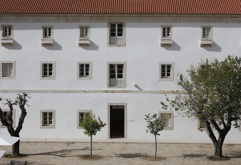 ホテル Montebelo Mosteiro de Alcobaça Historic