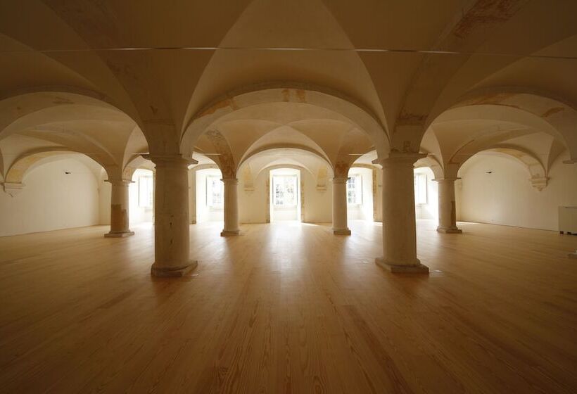 ホテル Montebelo Mosteiro de Alcobaça Historic