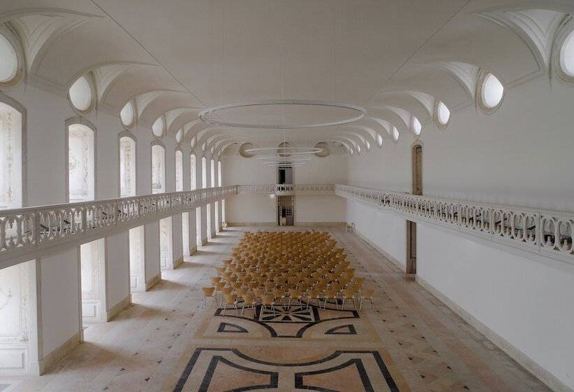 ホテル Montebelo Mosteiro de Alcobaça Historic