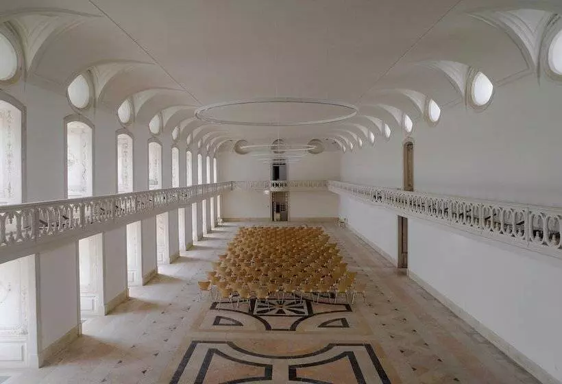 ホテル Montebelo Mosteiro de Alcobaça Historic