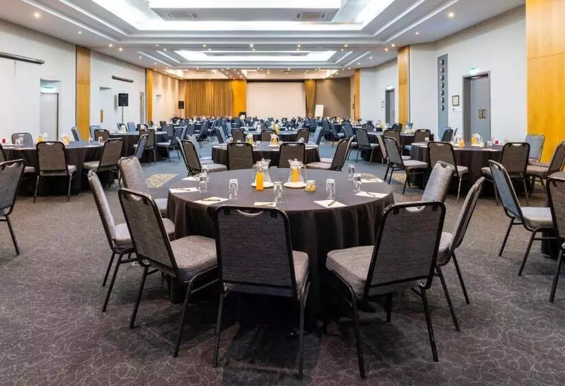 Aha Kopanong Hotel & Conference Centre