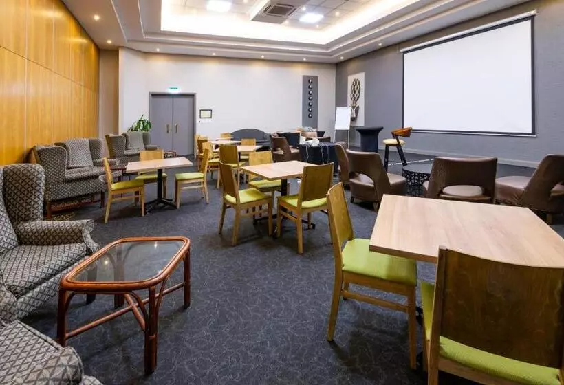 Aha Kopanong Hotel & Conference Centre