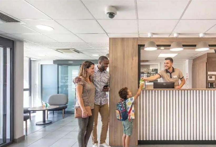 B&b Hotel Lyon Aéroport Saint Quentin Fallavier