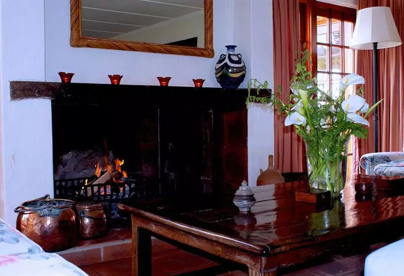 مبيت وإفطار Tarn Country House