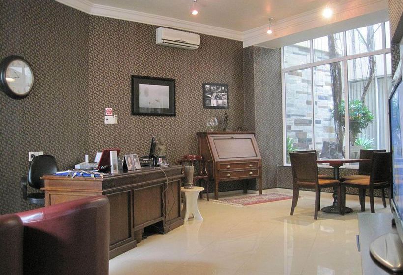 تختخواب و صبحانه The Buffalo Inn