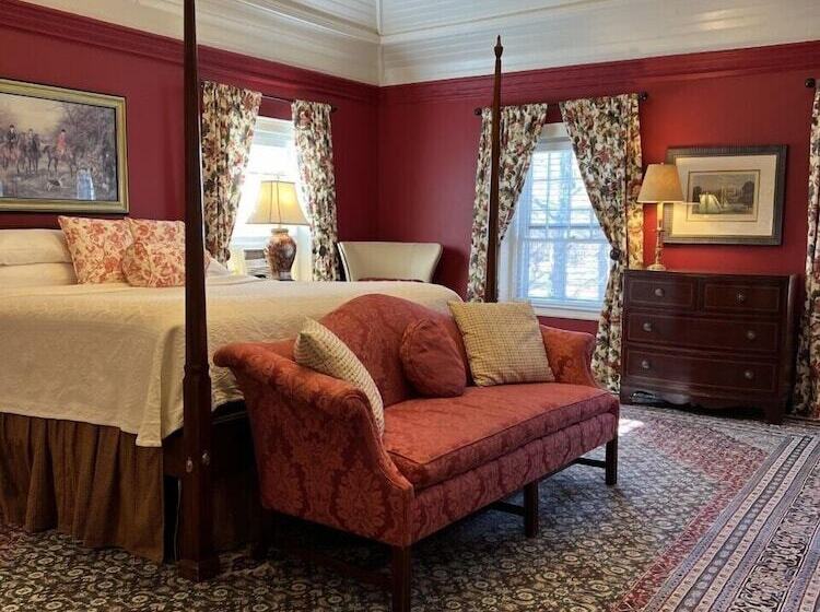 住宿加早餐  The Inn At Ormsby Hill