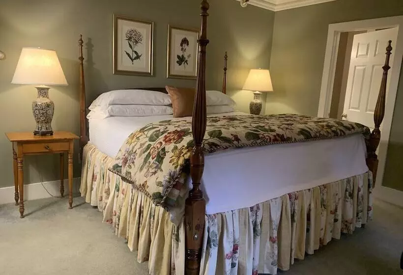 Bed and Breakfast The Inn At Ormsby Hill