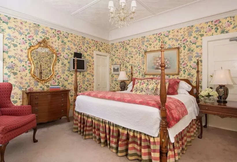 Bed and Breakfast The Inn At Ormsby Hill