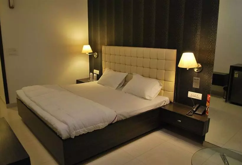 בית מלון כפרי Arina Inn