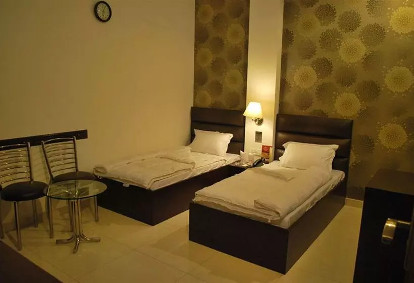 בית מלון כפרי Arina Inn