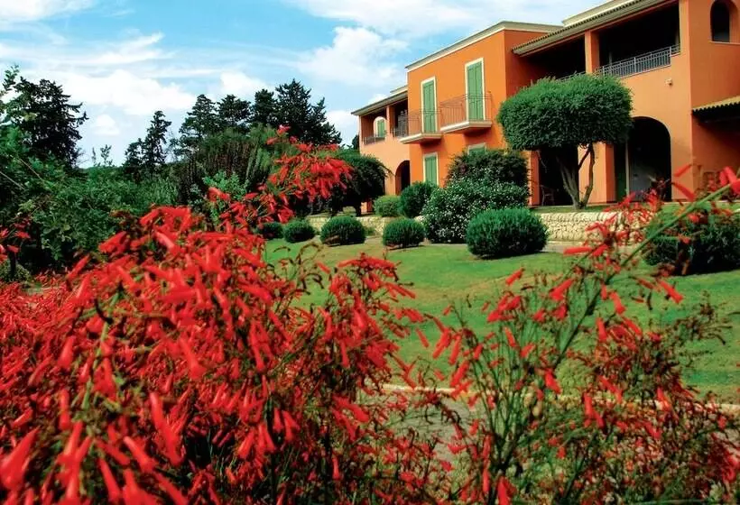 هتل Club Baia Samuele