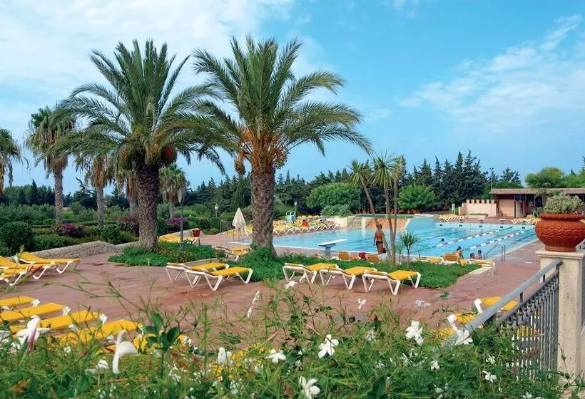 هتل Club Baia Samuele