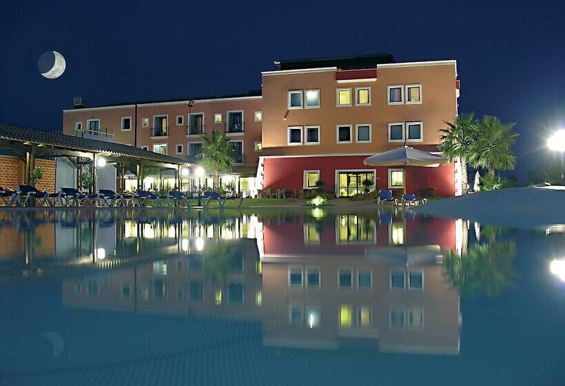 בית מלון כפרי Club Baia Samuele