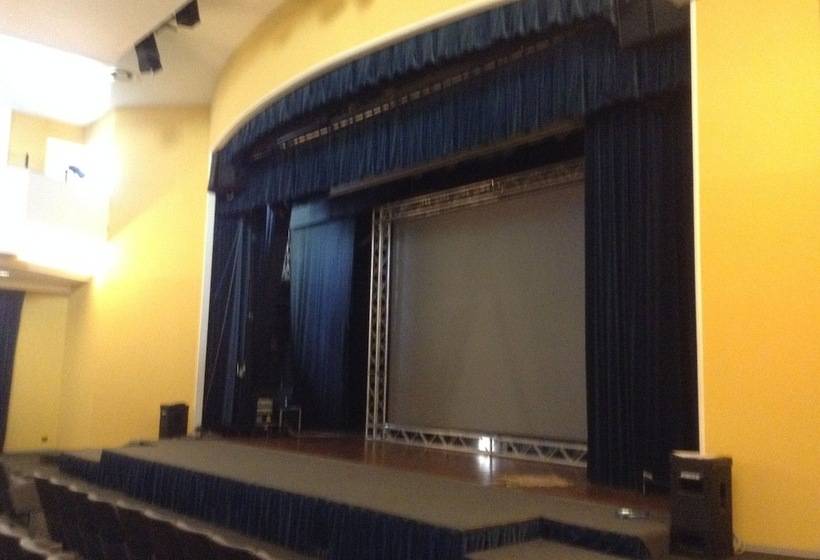 בית מלון כפרי Club Baia Samuele