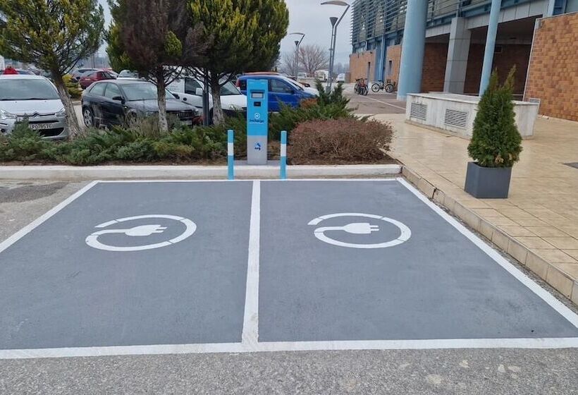 Отель Gallery Art