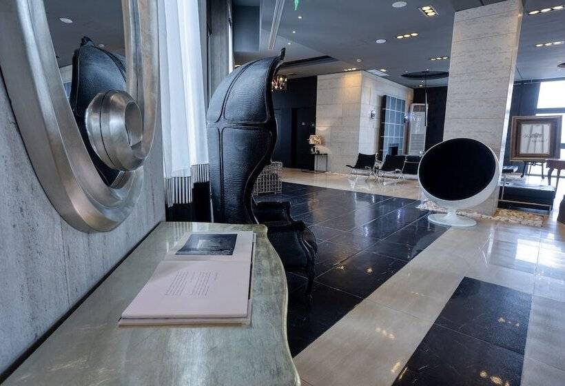 Отель Gallery Art