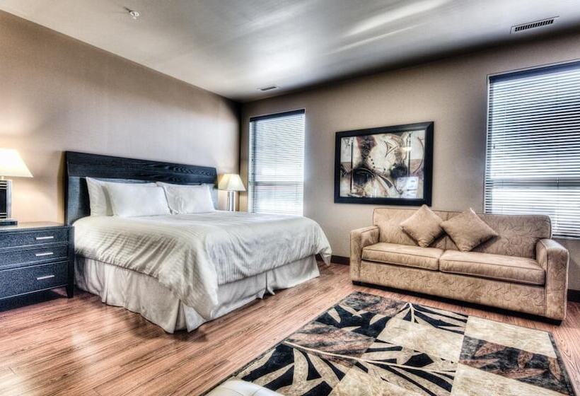 בית מלון כפרי Grand Inn & Residence Grande Prairie