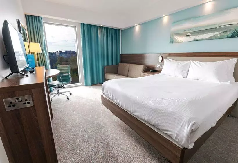 בית מלון כפרי Hampton By Hilton Bournemouth