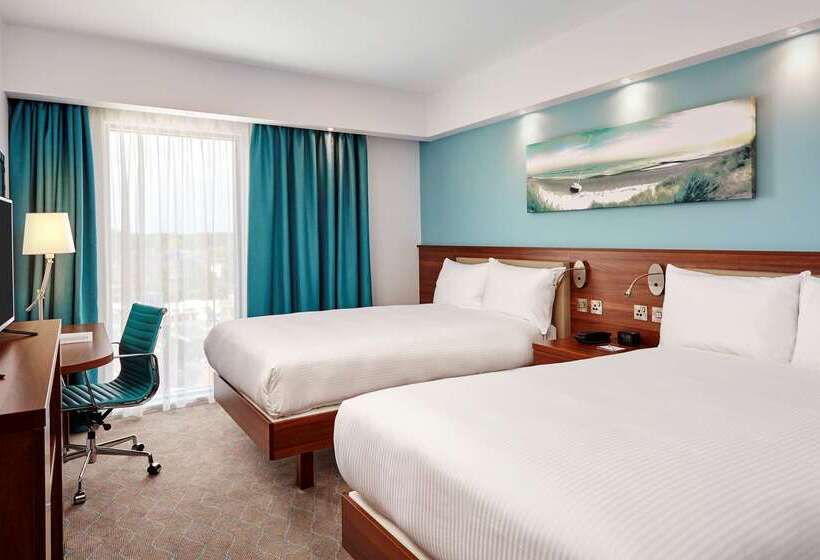 فندق Hampton By Hilton Bournemouth