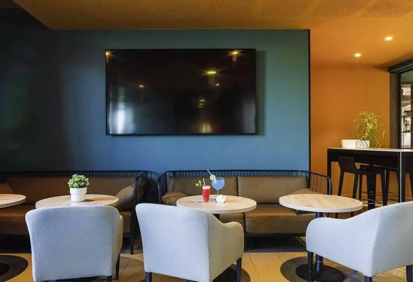 Отель Ibis Lyon Est Meyzieu