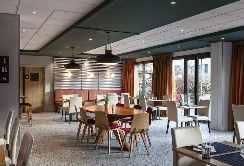 Отель Ibis Lyon Est Meyzieu