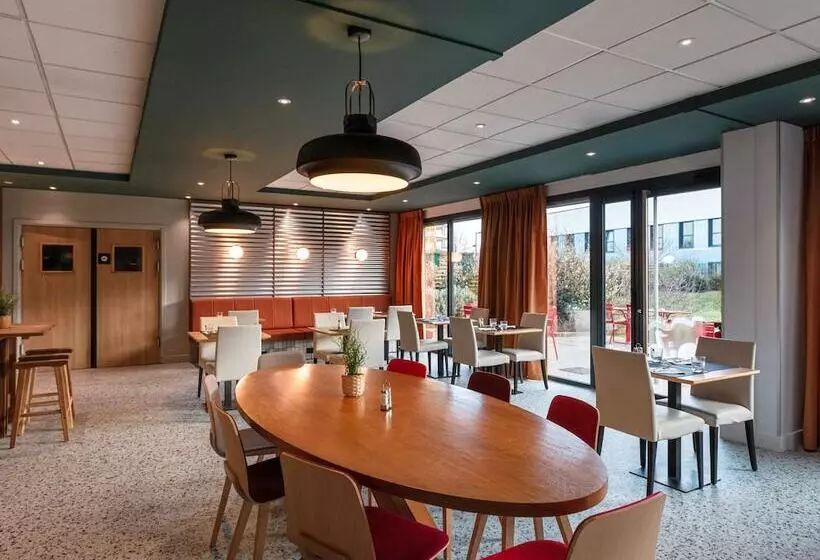 Отель Ibis Lyon Est Meyzieu