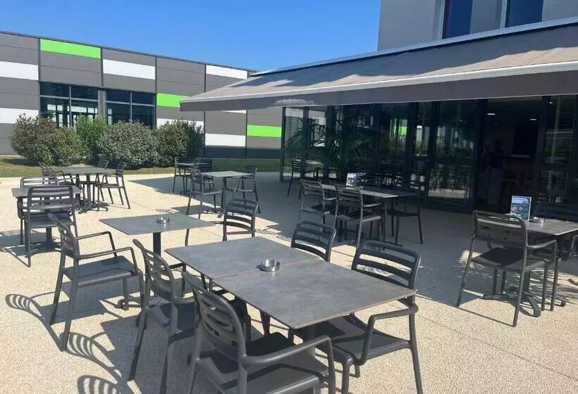 B&b Hotel Lyon Aéroport Saint Quentin Fallavier