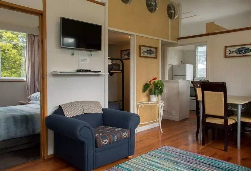 호텔 Russell   Orongo Bay Holiday Park