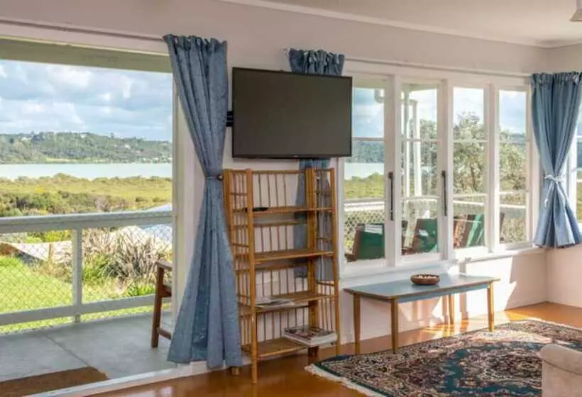 호텔 Russell   Orongo Bay Holiday Park