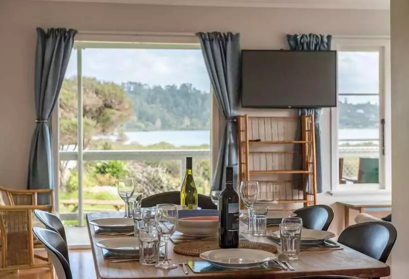 호텔 Russell   Orongo Bay Holiday Park