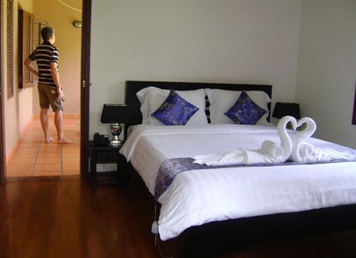 ホテル The Pool And Palm Villa