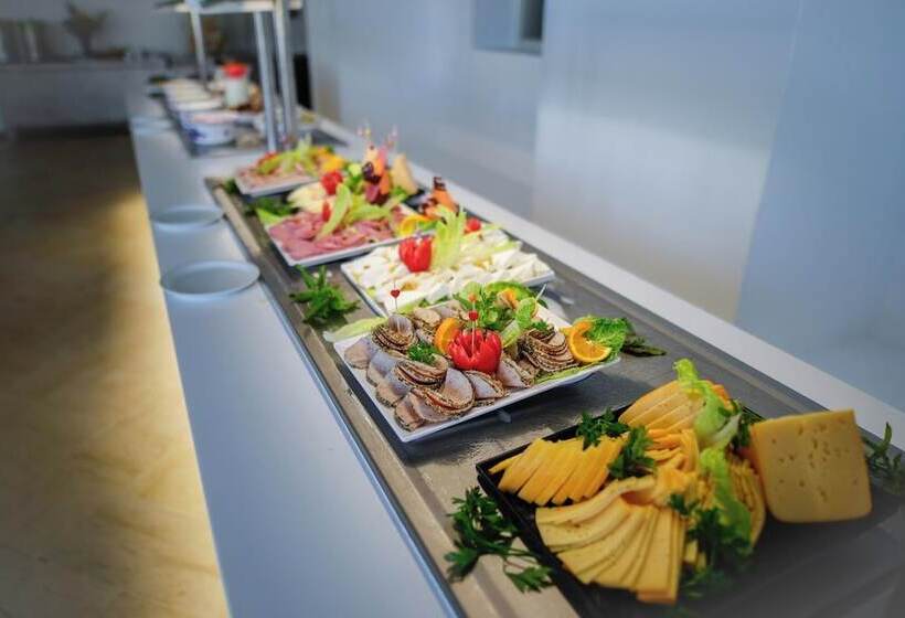 Hotel Tmk L Atrium Yasmine By Turismark