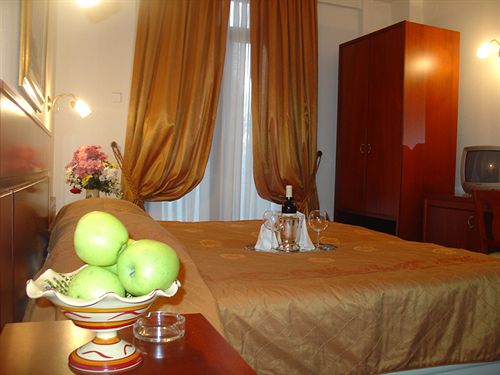 فندق To Hani Tou Kokkini