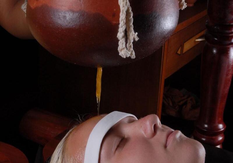 فندق Uday Suites   The Airport