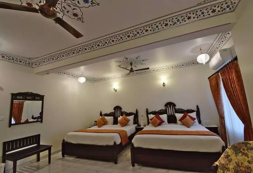 Отель Umaid Residency A Regal Heritage Home