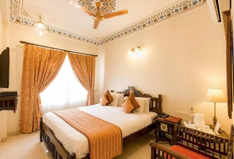 Отель Umaid Residency A Regal Heritage Home