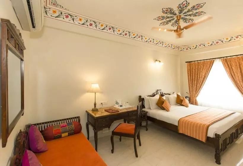 Отель Umaid Residency A Regal Heritage Home